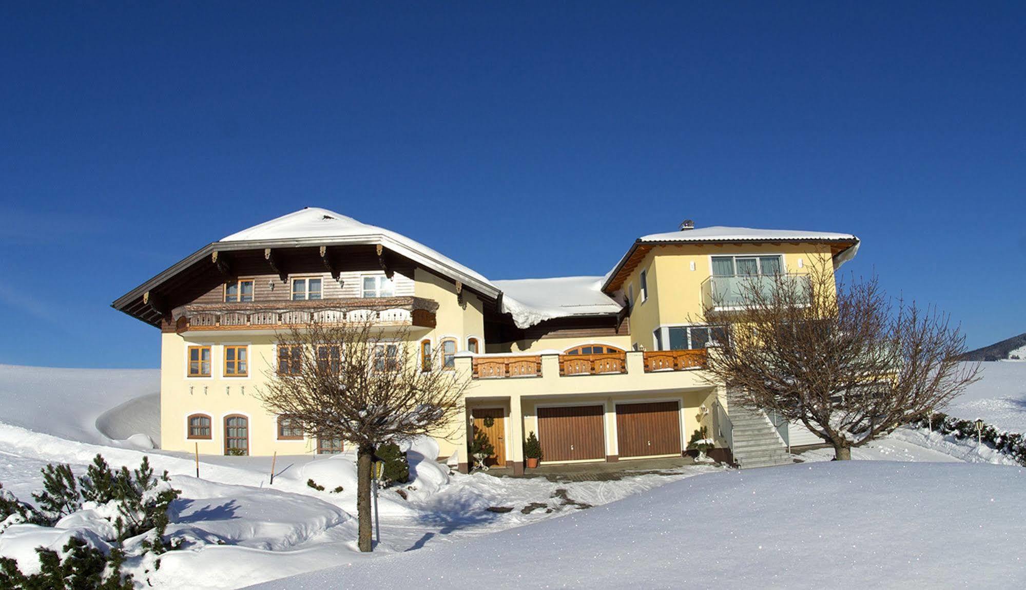 Gaestehaus Stabauer Mondsee Eksteriør billede